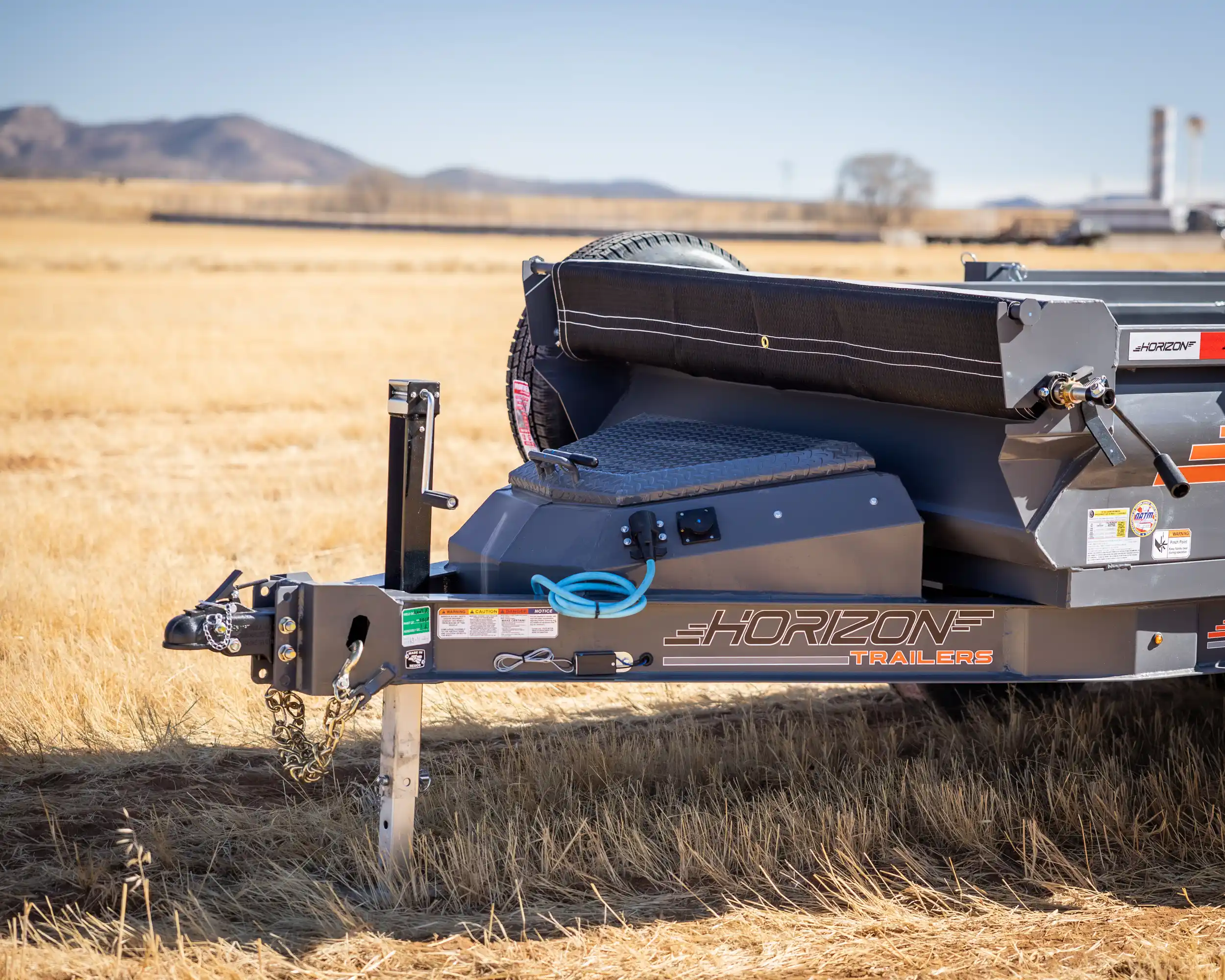 horizon trailers img